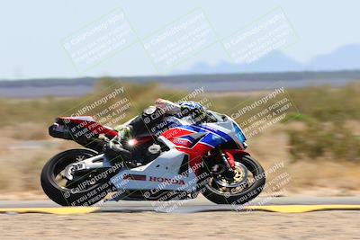 media/May-12-2024-SoCal Trackdays (Sun) [[ad755dc1f9]]/12-Turn 7 (1150am)/